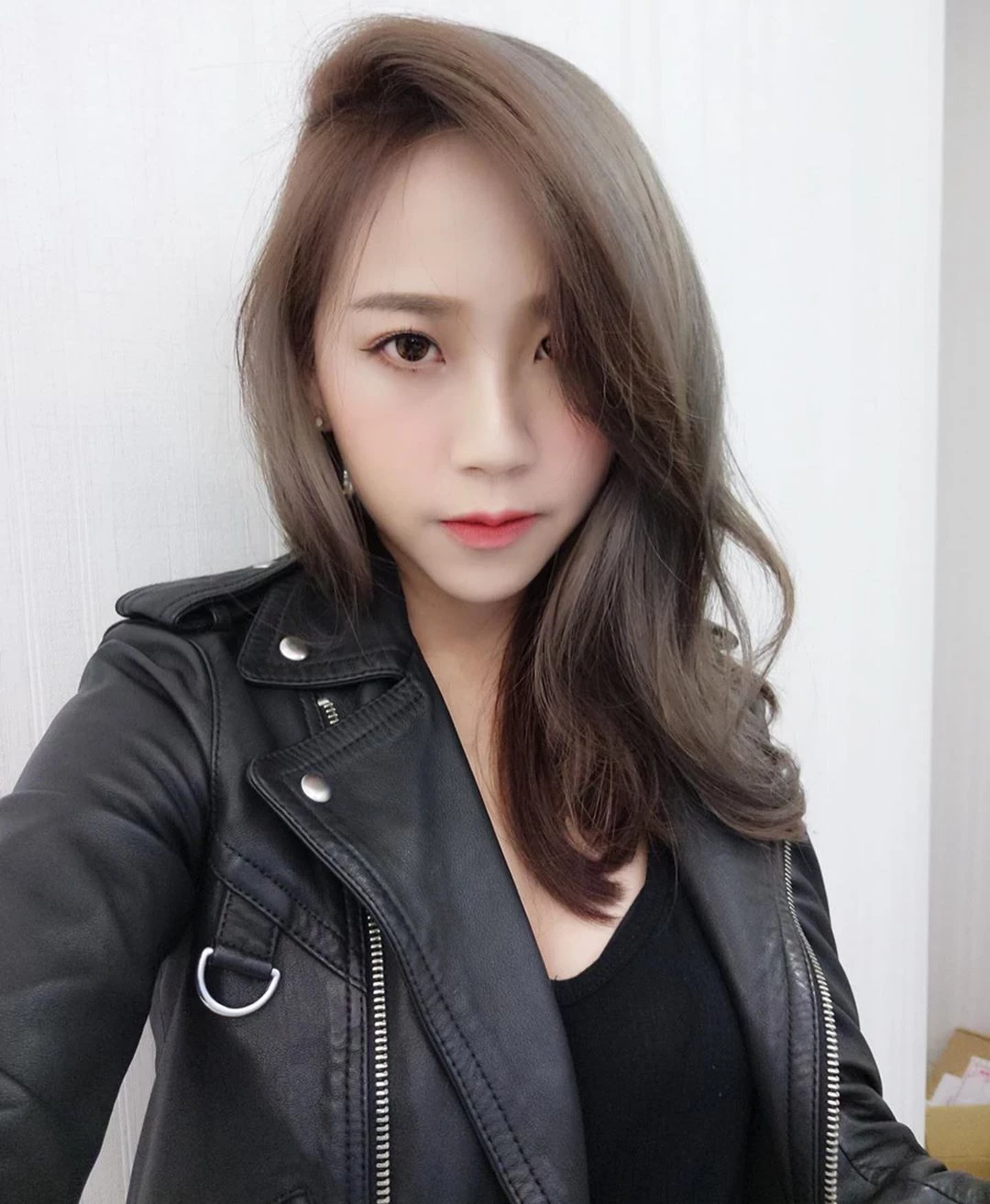 4095209.webp