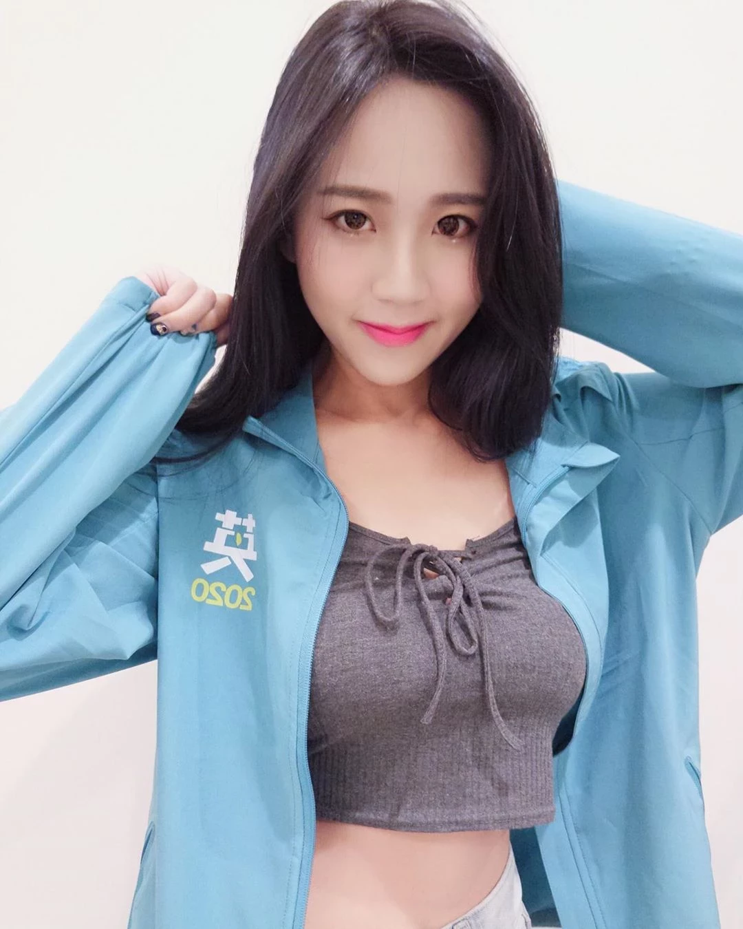 4095212.webp