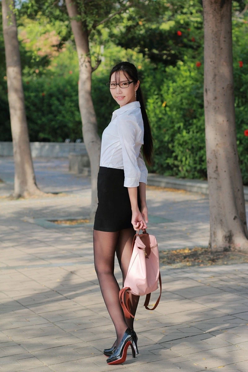 172937d8mj8eir58111mjj.webp