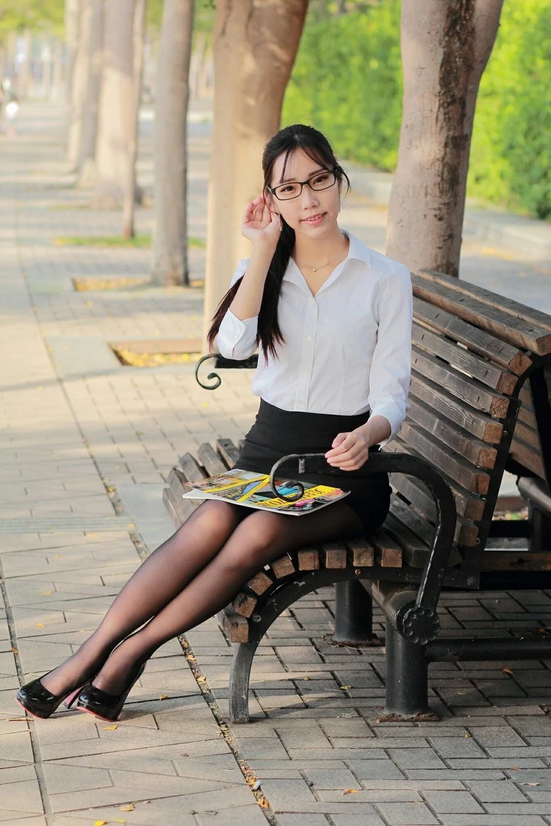 172946lxbn1xdiiuttcoxn.webp