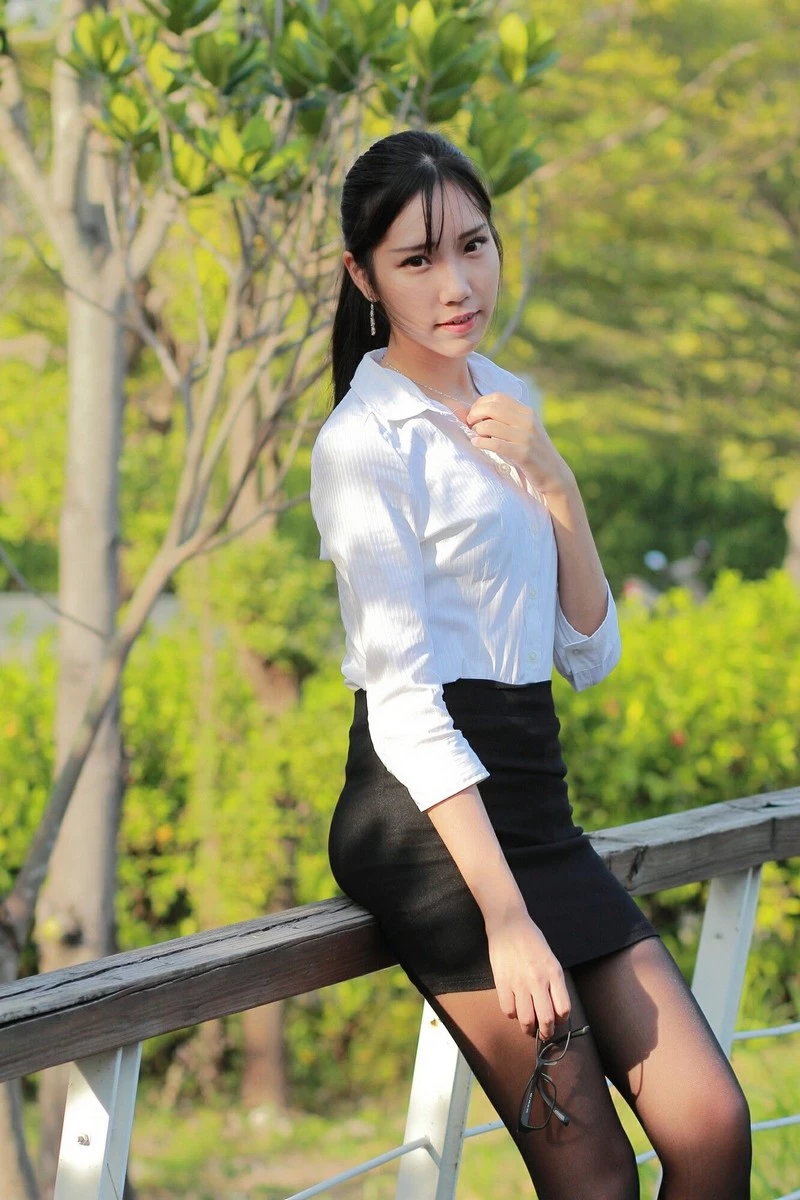 172955aazkojpk20j30yjh.webp
