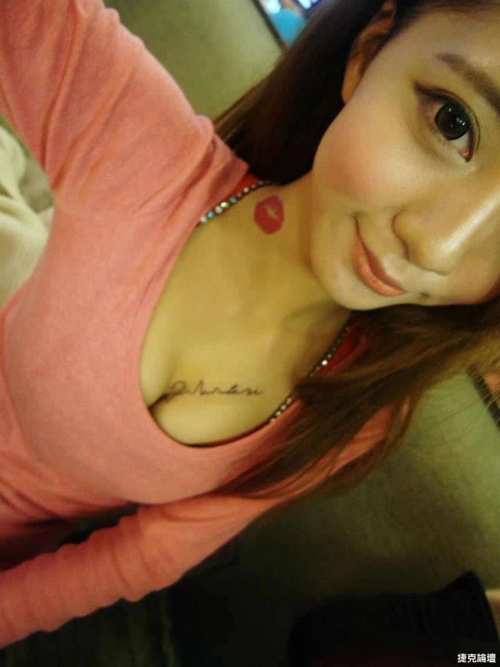 171025p1l6lf79qwhbpef1.webp