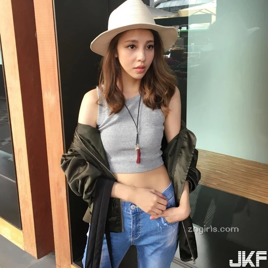 152844cl28s772q775ssk3.webp