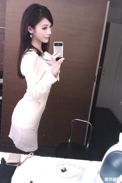 122941c4in4jy8ii8t34ij.webp