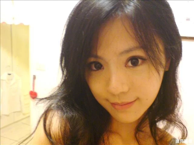 122955lyxy7y7h6txxtl37.webp