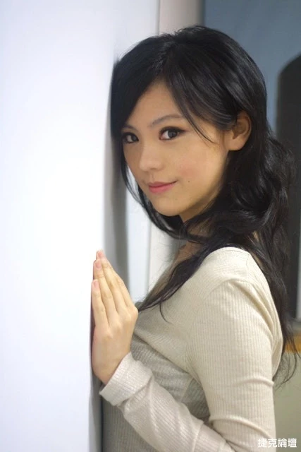 123045e5h97ok5c5a9m555.webp