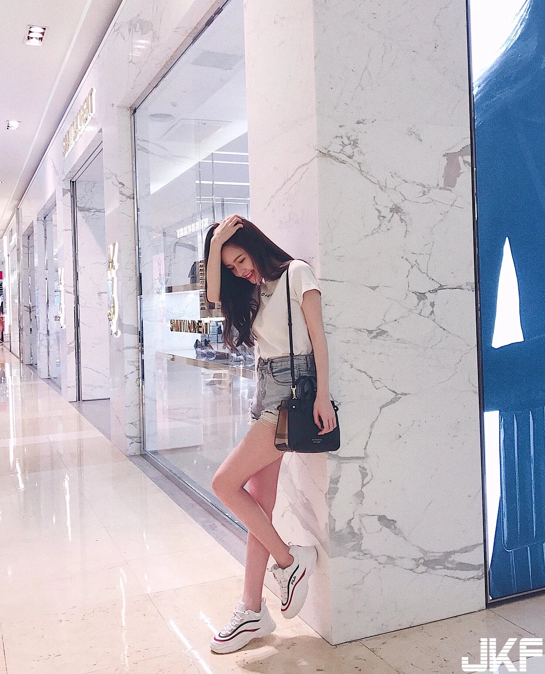 121225g54gl6ha7clmfhc4.webp