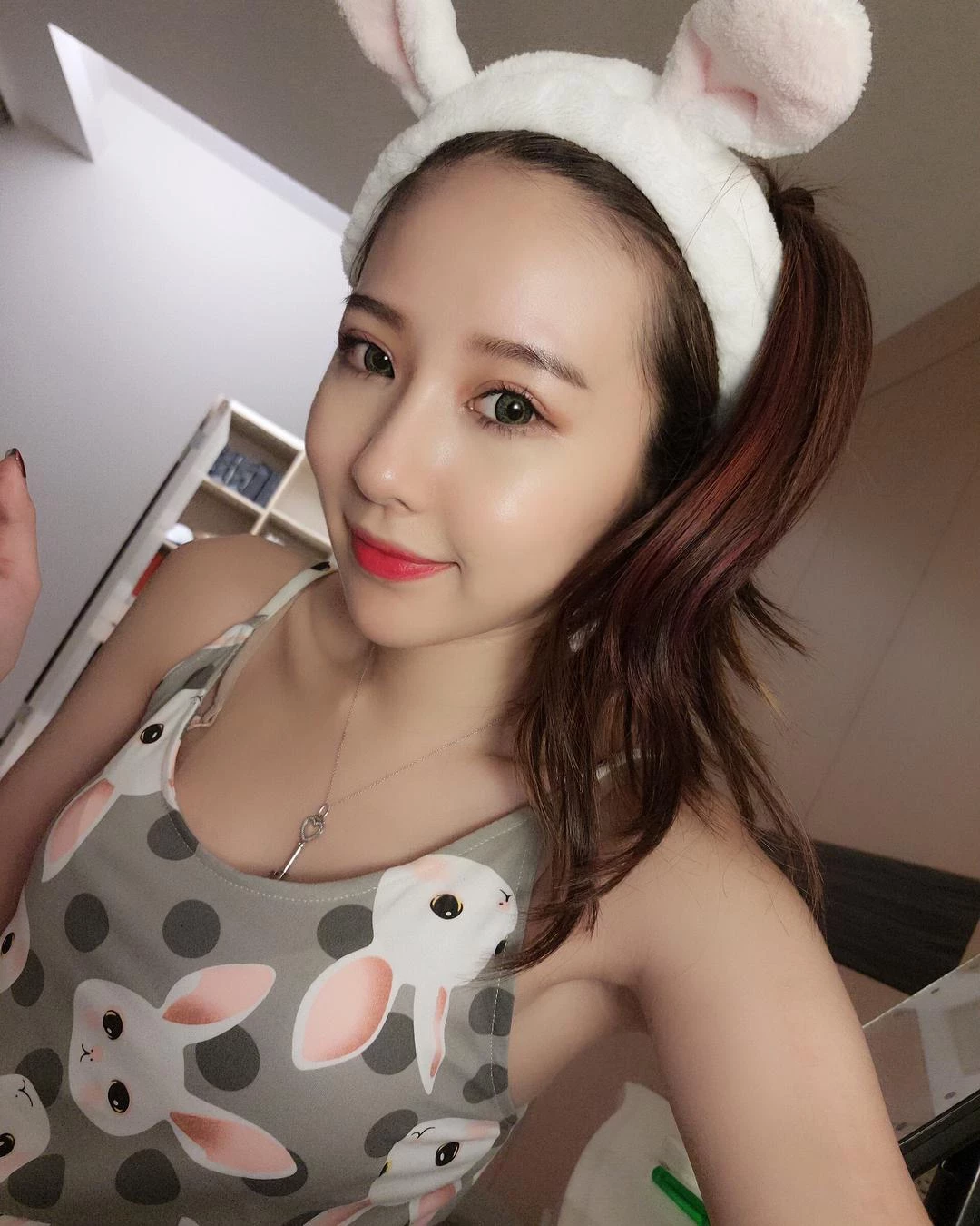 4099112.webp