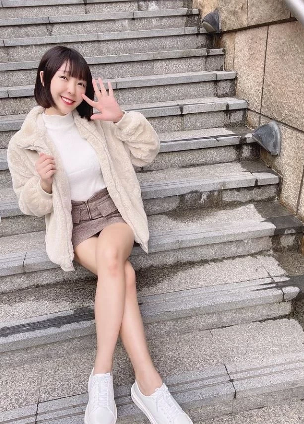 1672083.webp