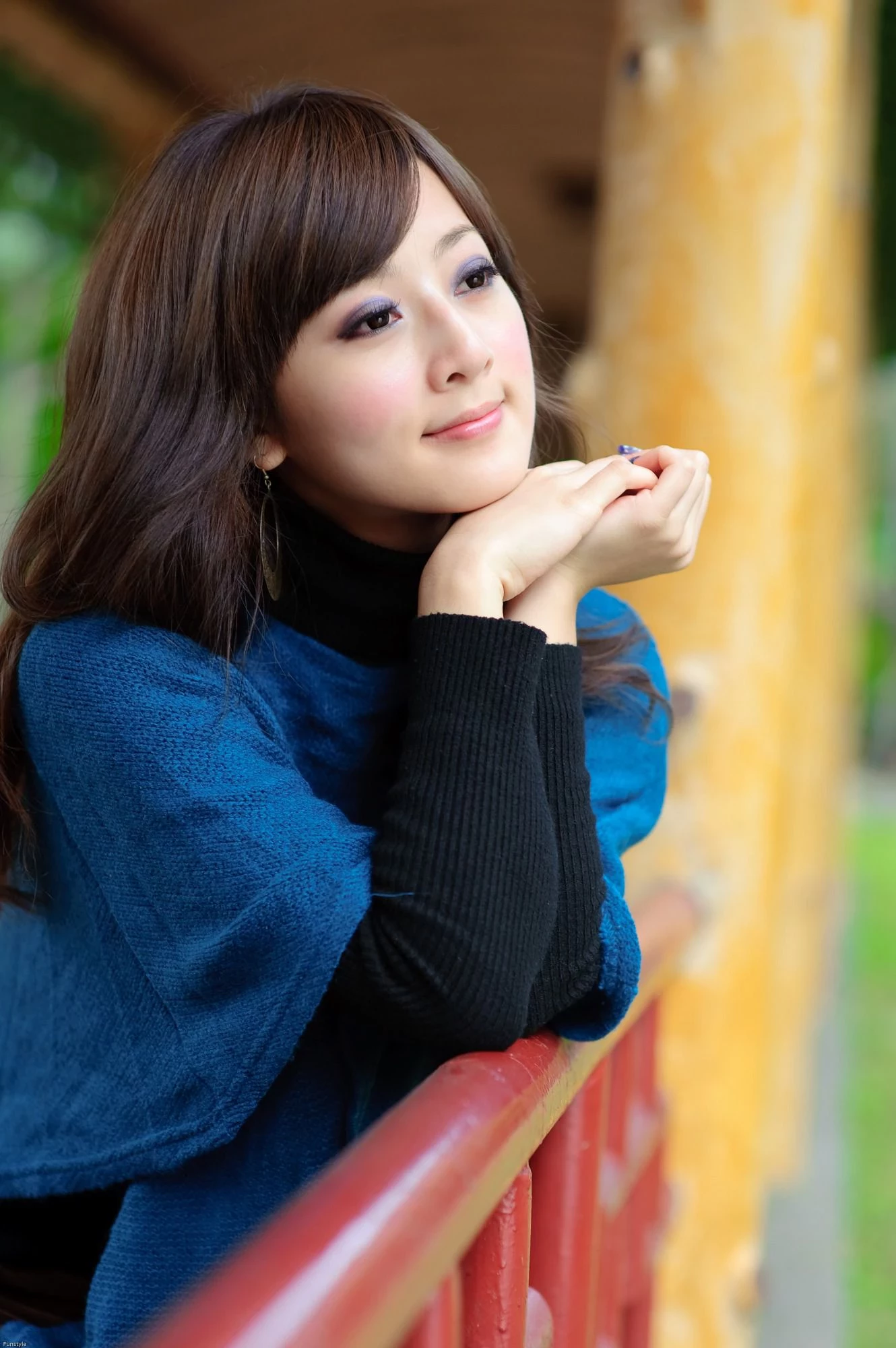 30716573.webp