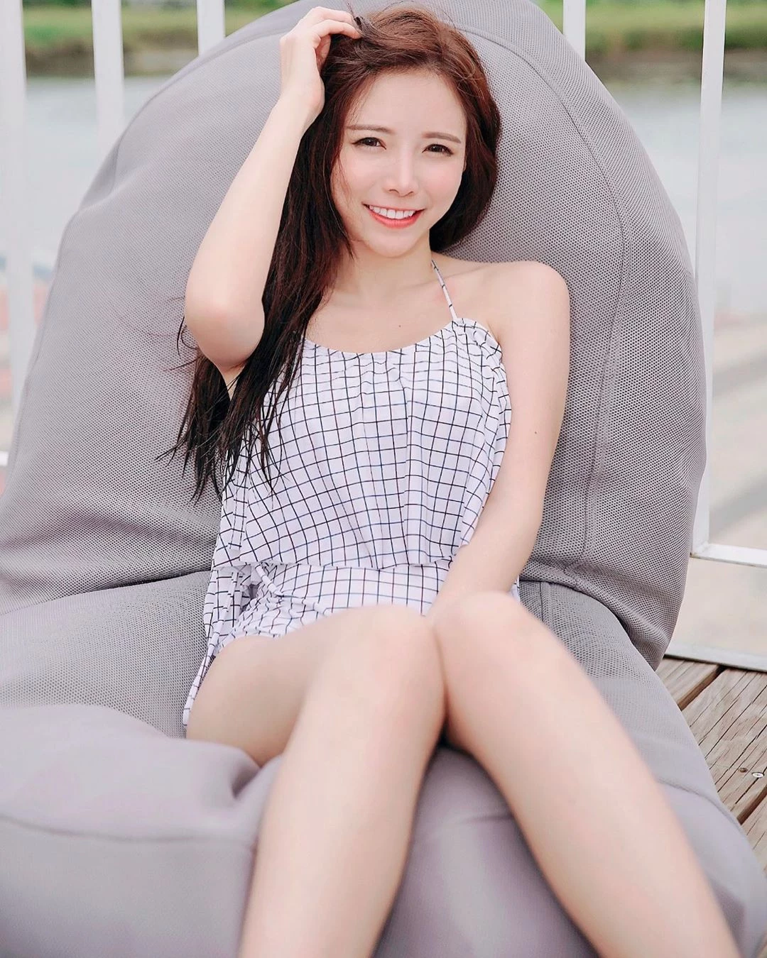 1694003.webp