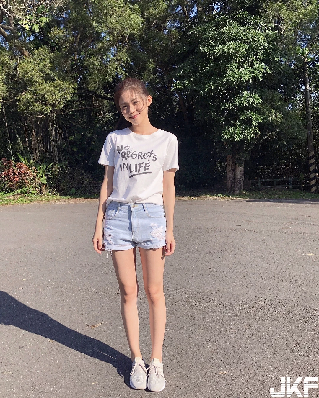 164538z3hoznonnllohlbo.webp