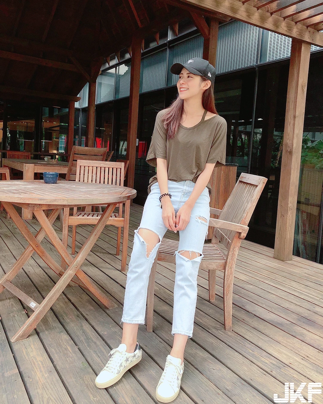 164540a6ee1jex116c1cz0.webp