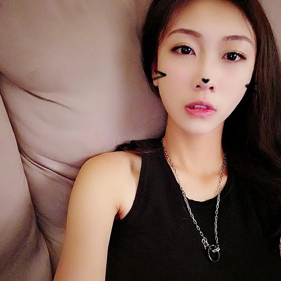 162220vn0q7l7ilm98imnv.webp