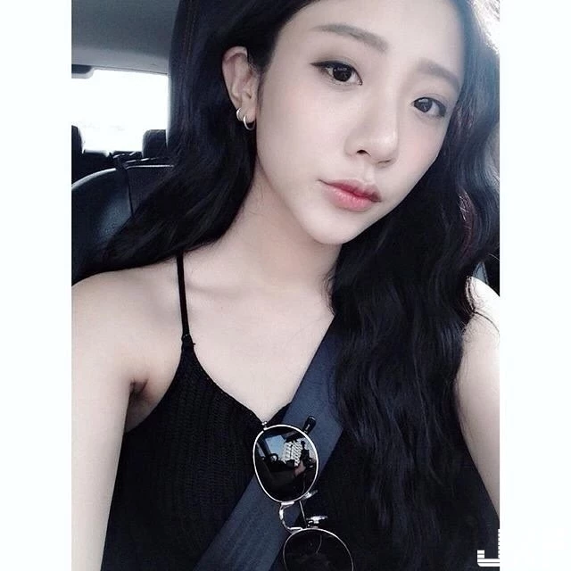 132215g0l9833c3a5mu1a1.webp