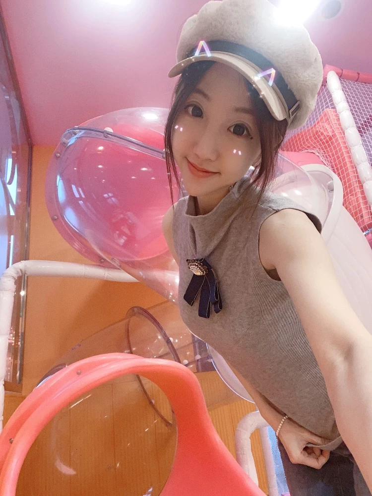 121144htiz4l5lgo4iqcl1.webp