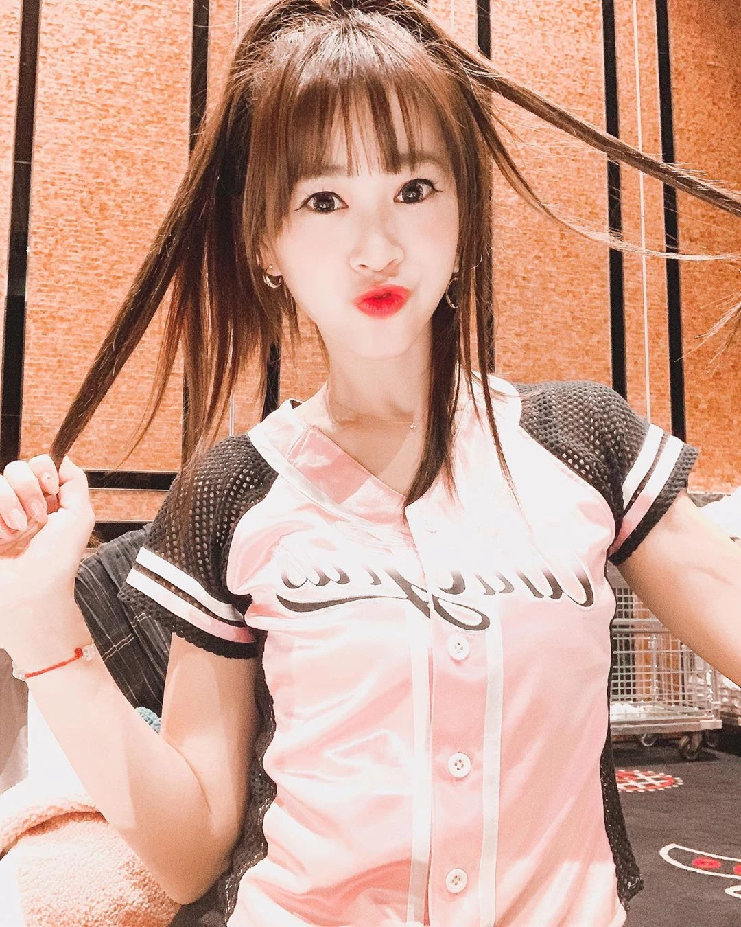 171616qez191ol6zq1l16i.webp