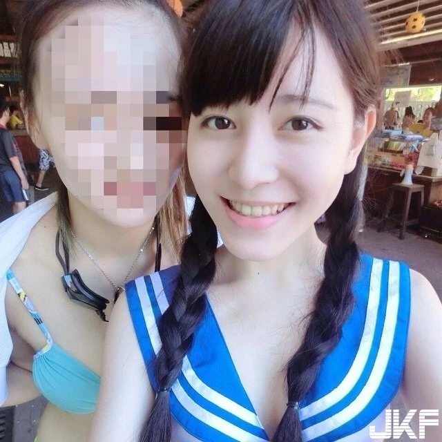 151431zf8opnfb2azzbotn.webp