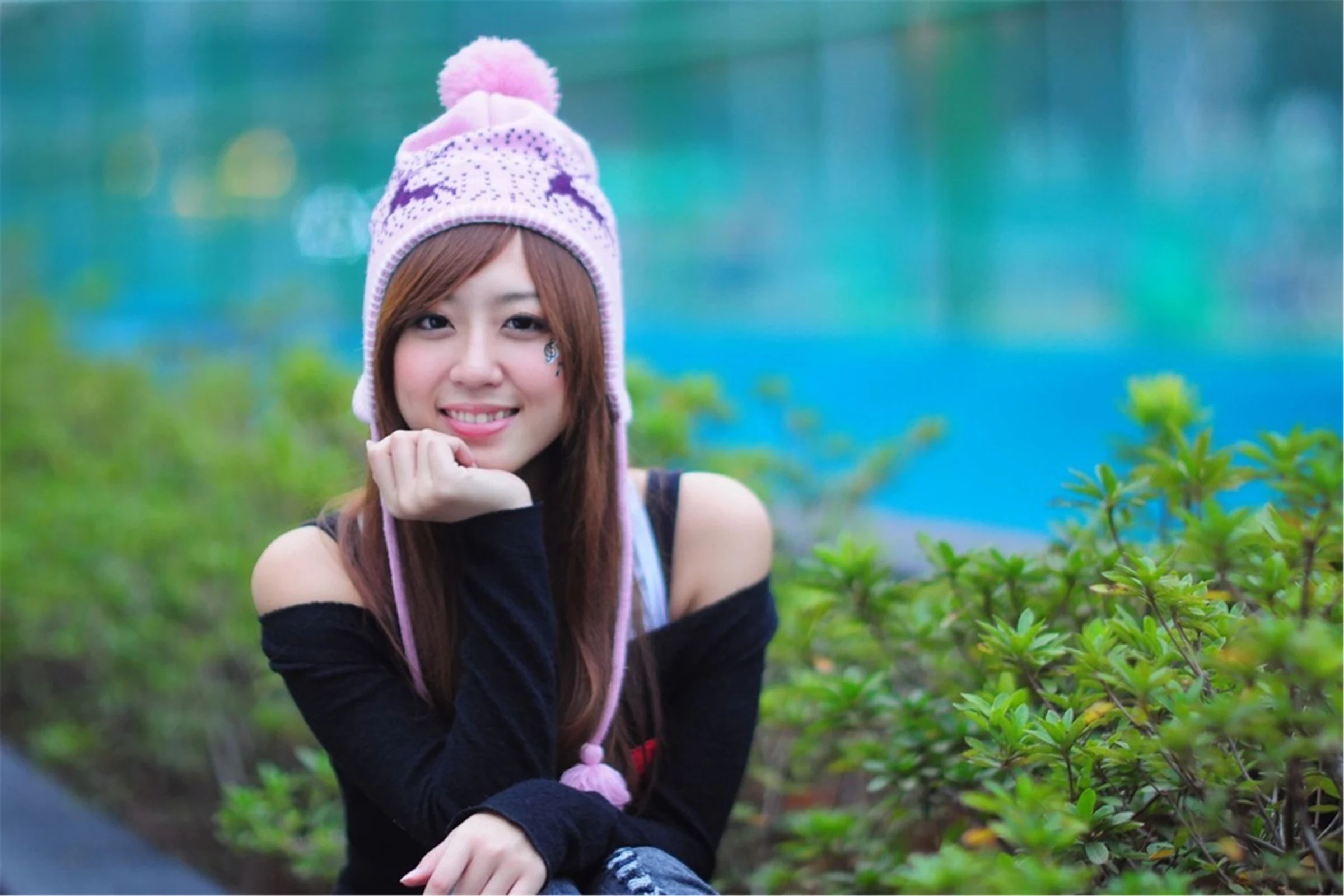 30743597.webp