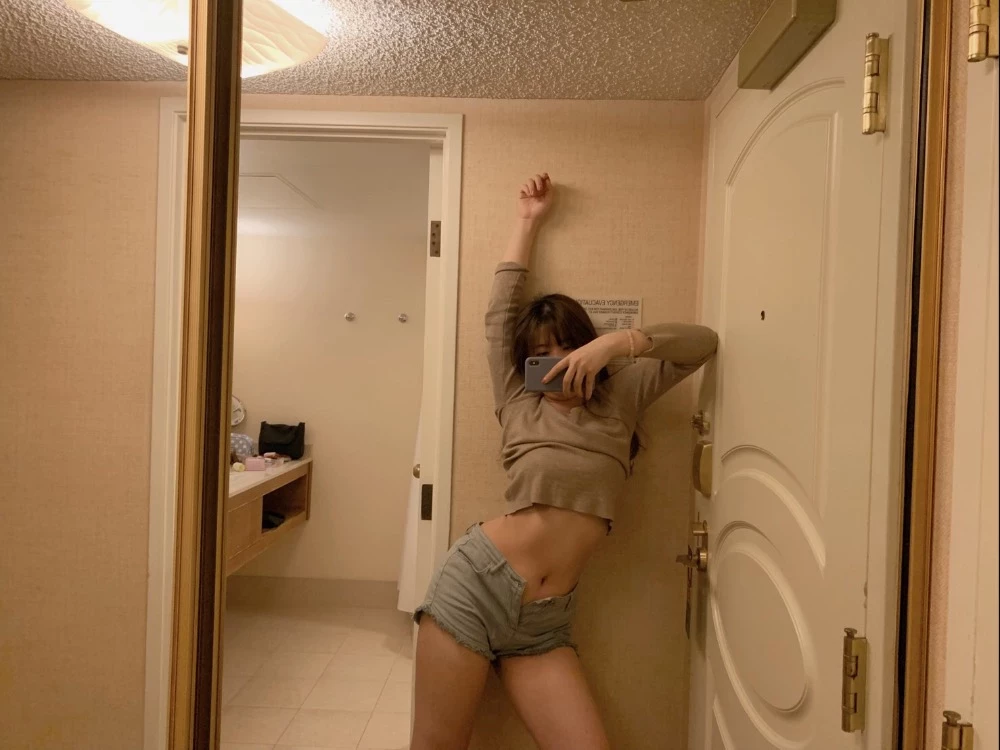 132243rq81rerhr2zvf189.webp