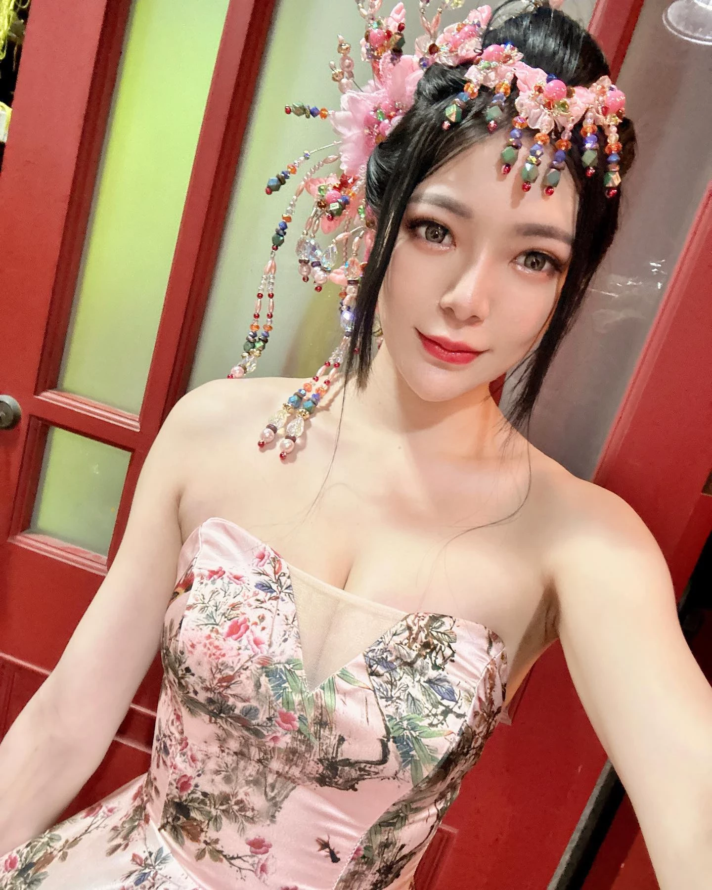 153546nzz4yxrqv0zxqw17.webp