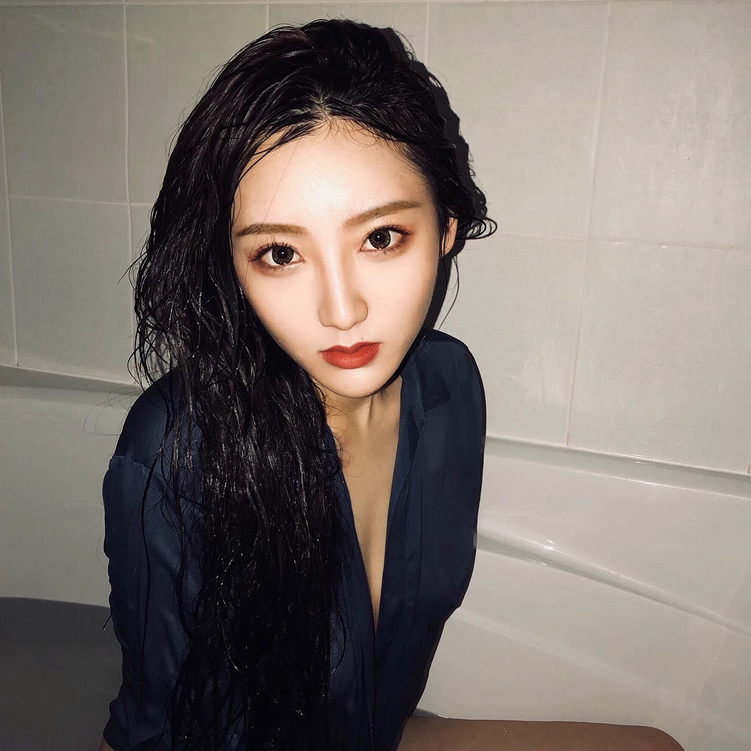 115223kyvy1221dc7c48e4.webp