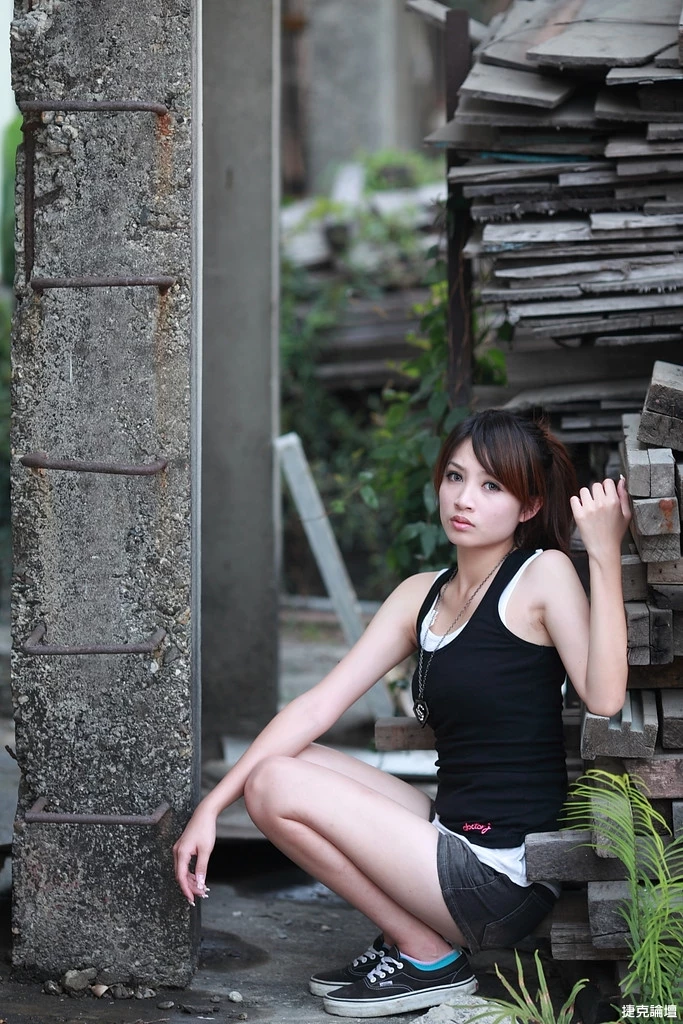 183759qzrdn4v3r6lr6m6y.webp