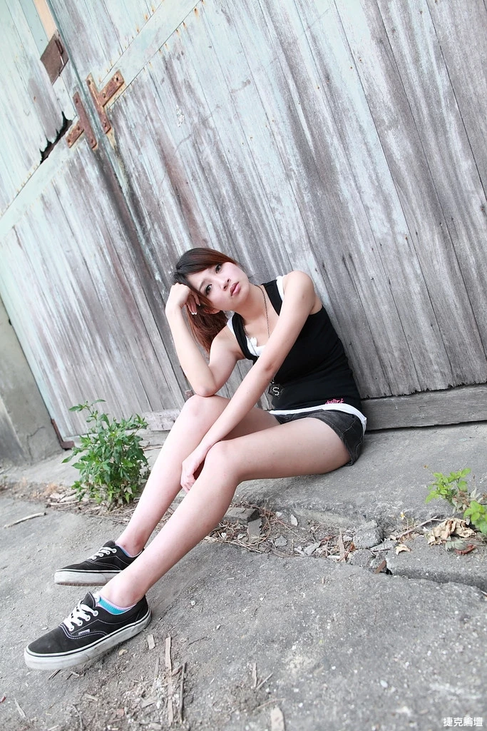 183808bcd5dxdzu5tttzsz.webp