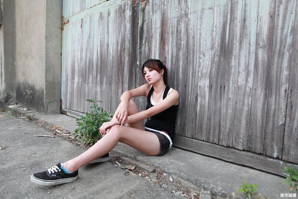 183814wv2k06aoj0kz6kv2.webp
