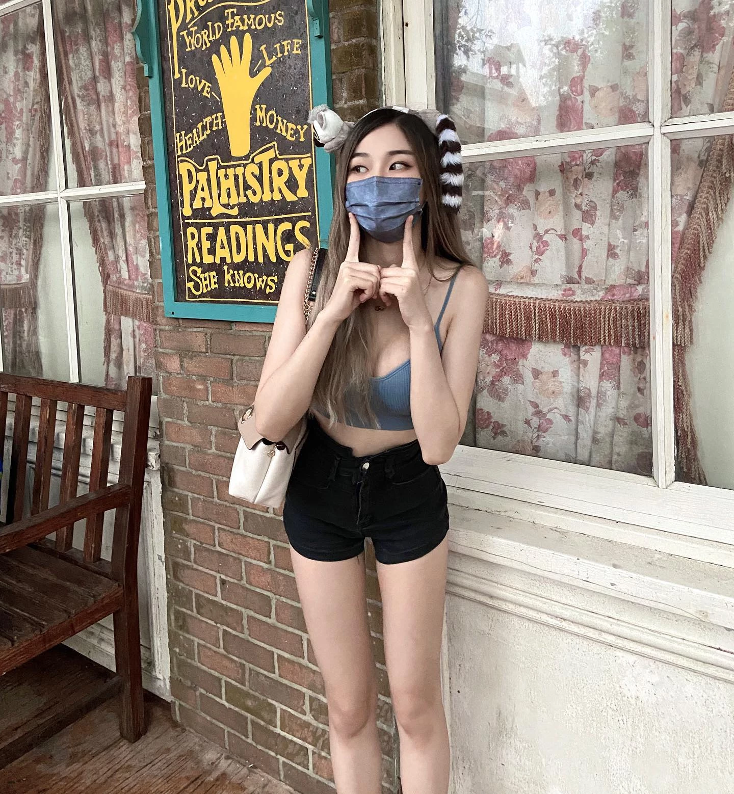31521029.webp
