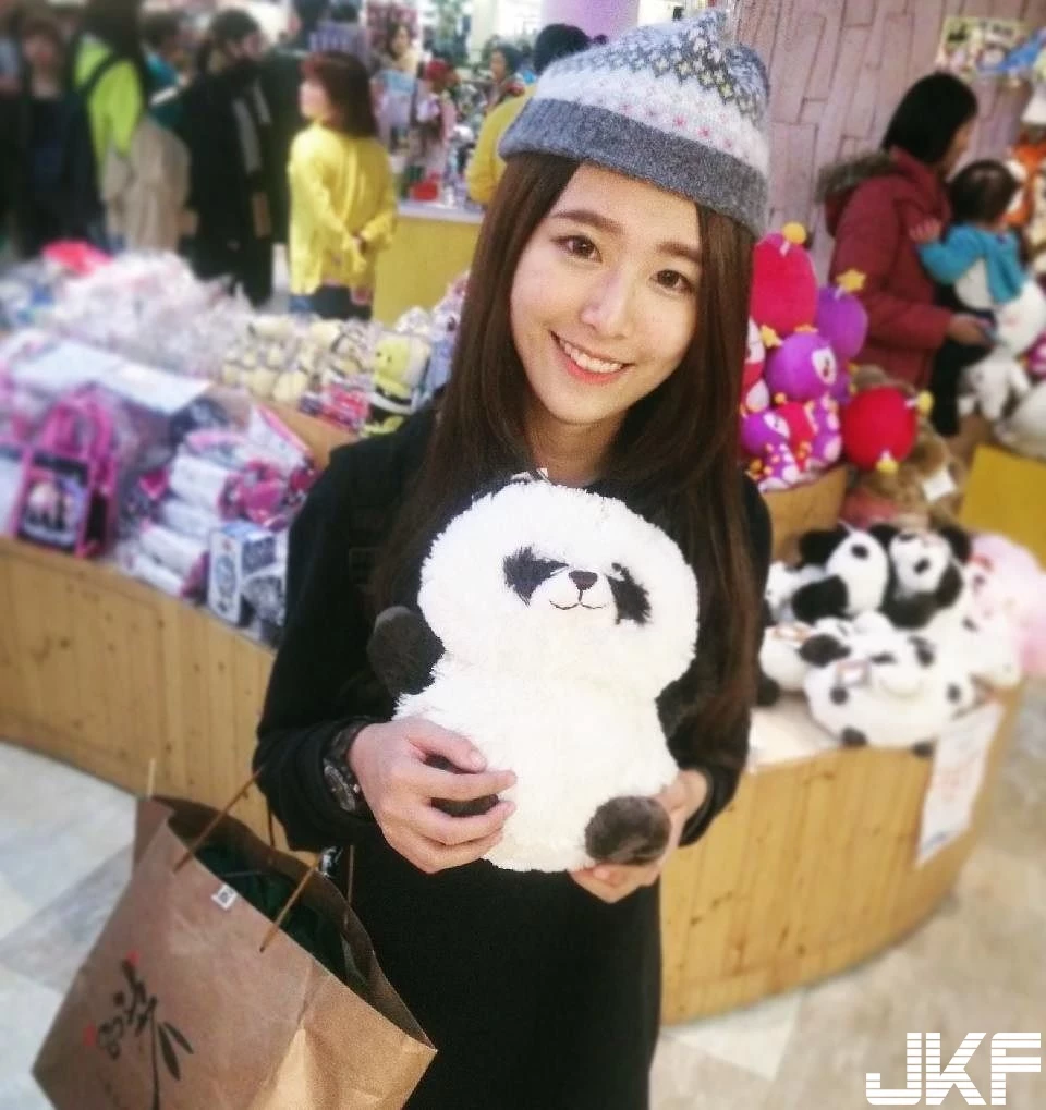 16818597.webp