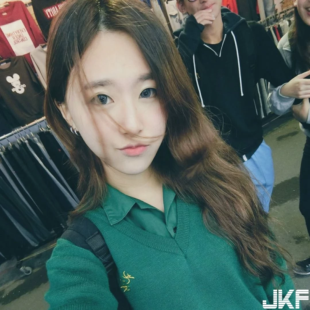 16818609.webp