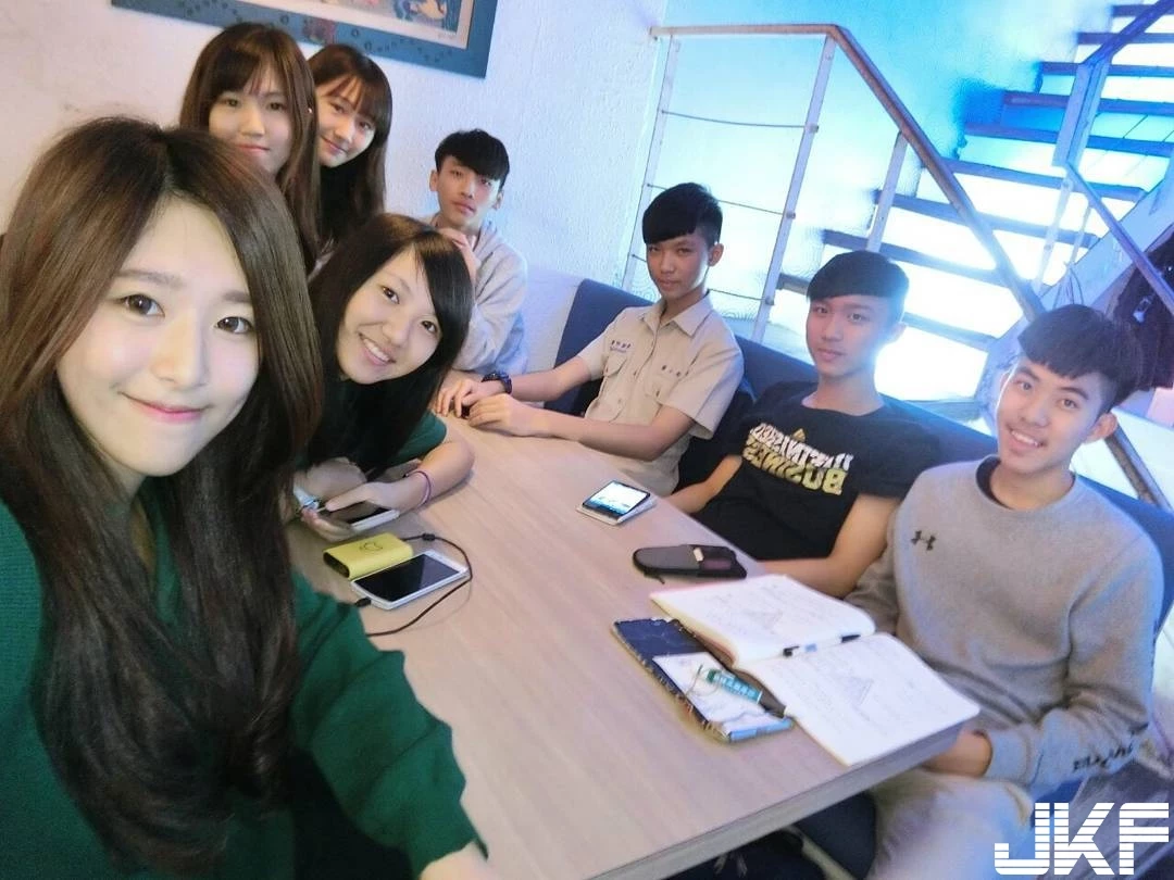 16818621.webp