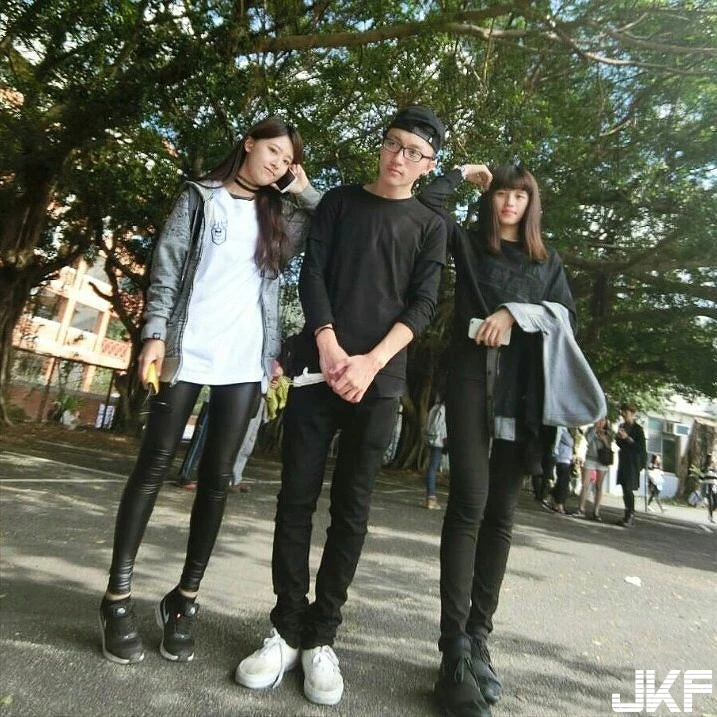16818624.webp