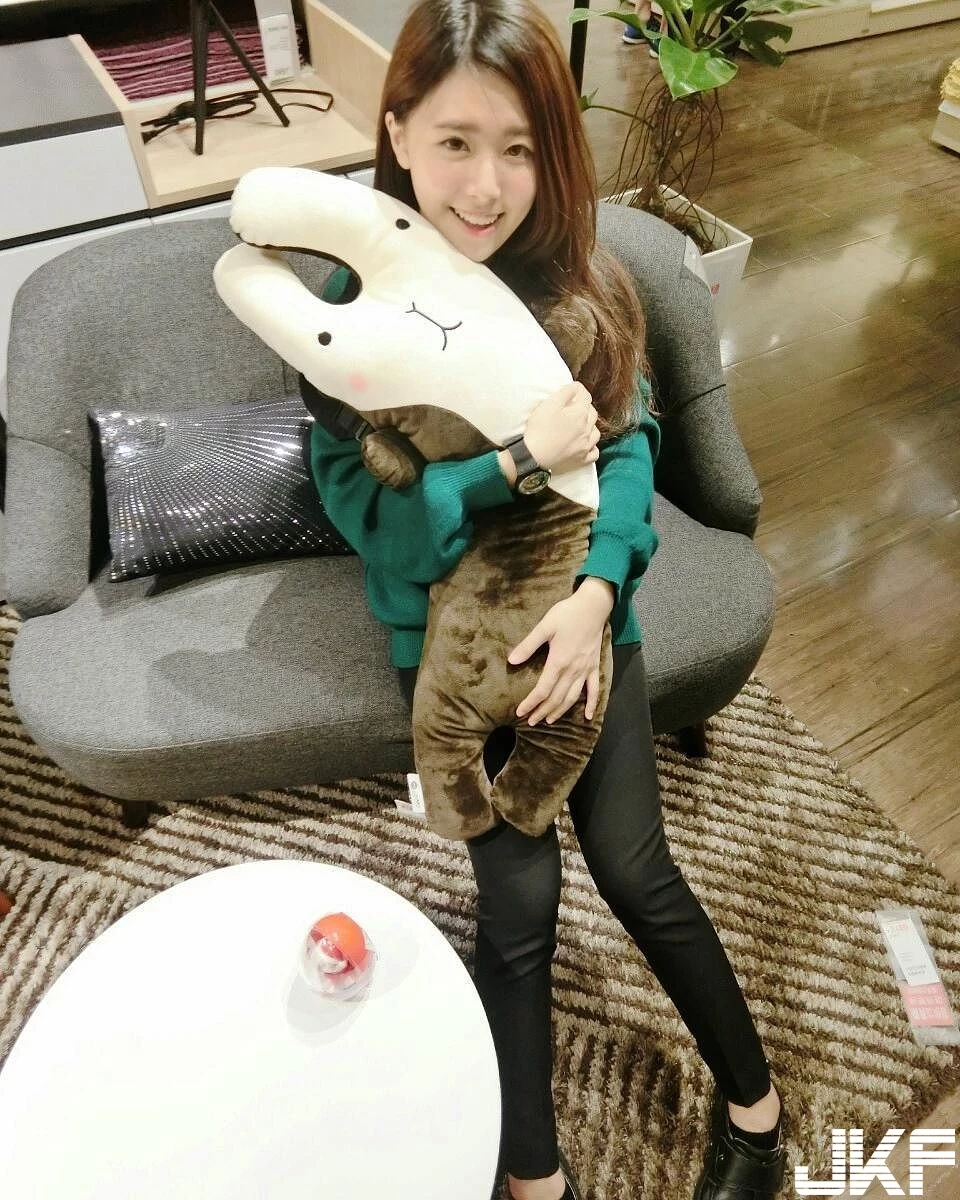16818630.webp