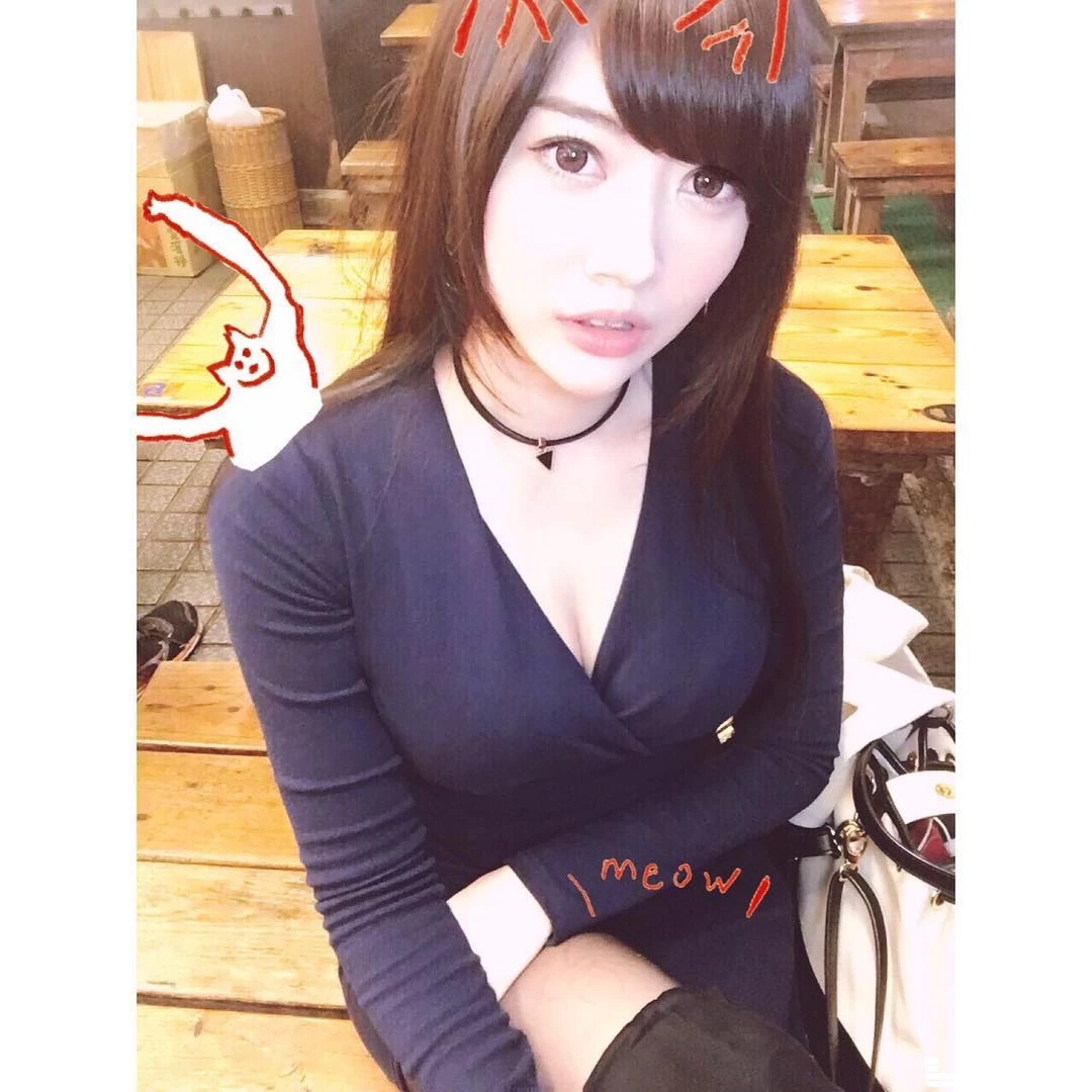 16801118.webp
