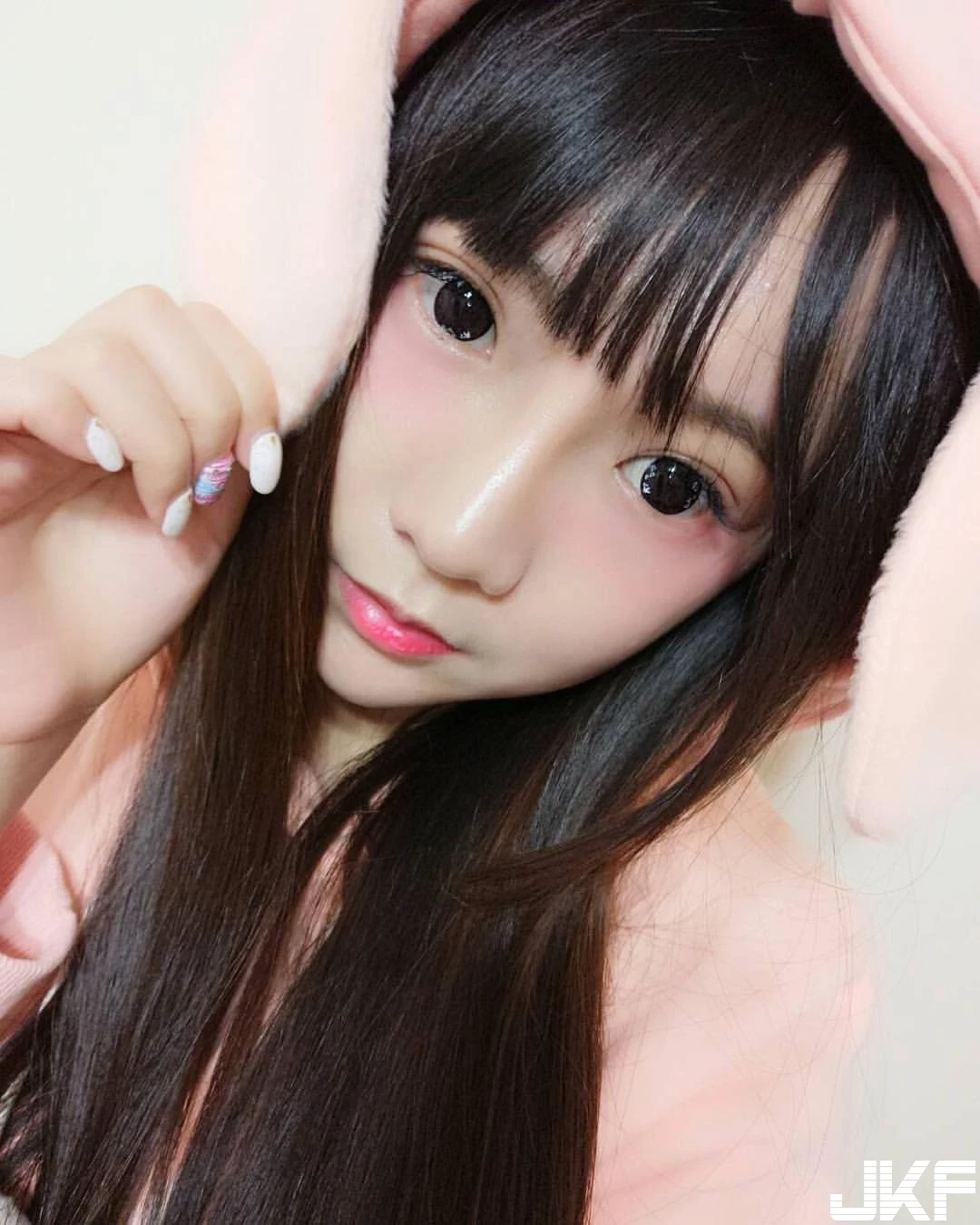 4523293.webp