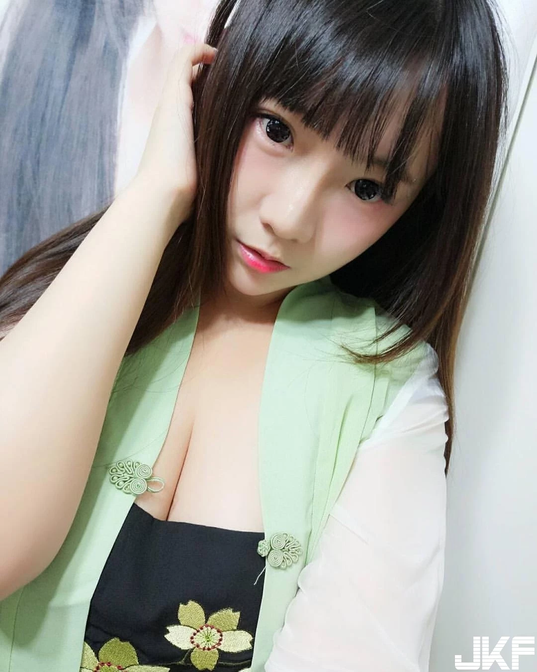 4523292.webp