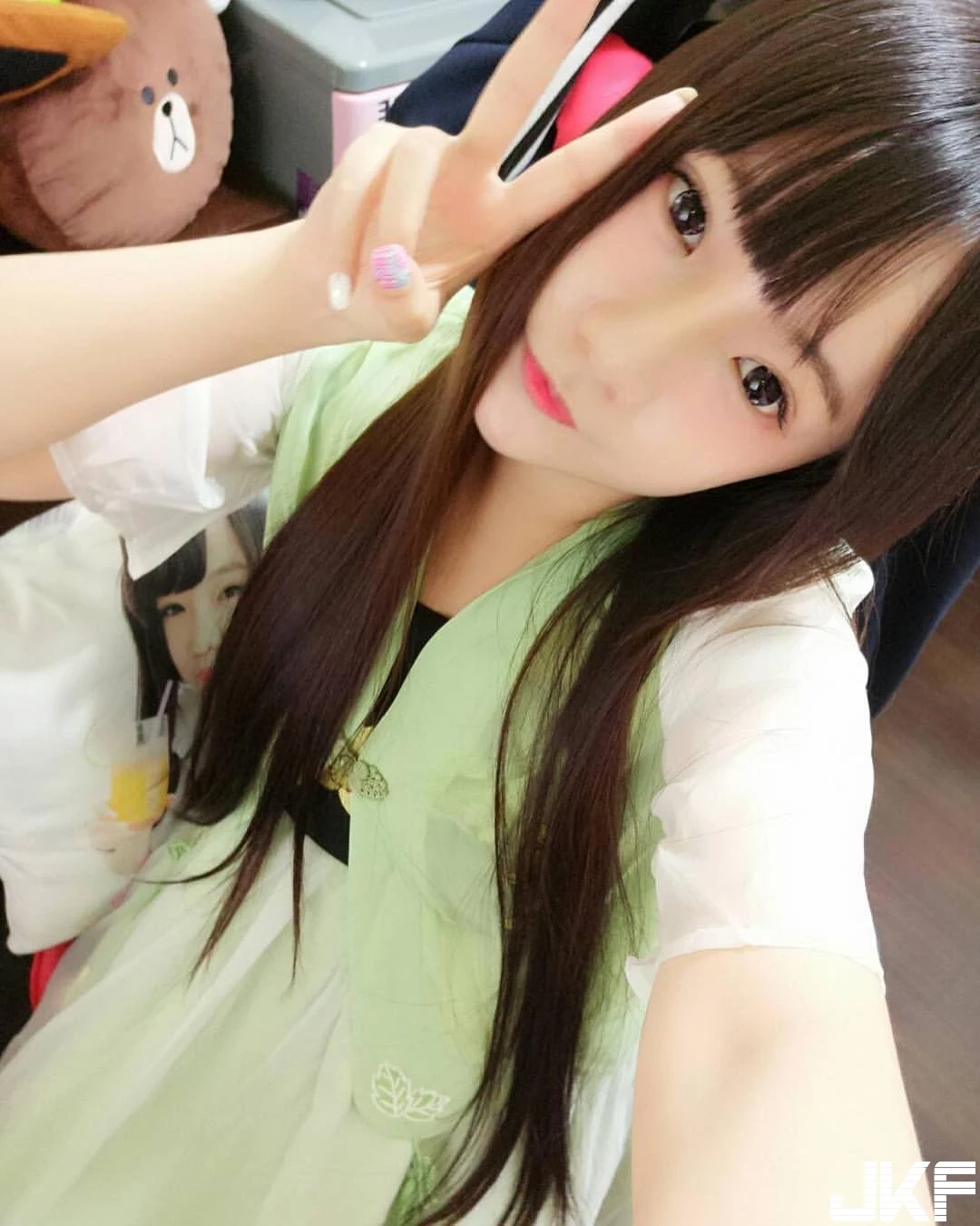 4523297.webp