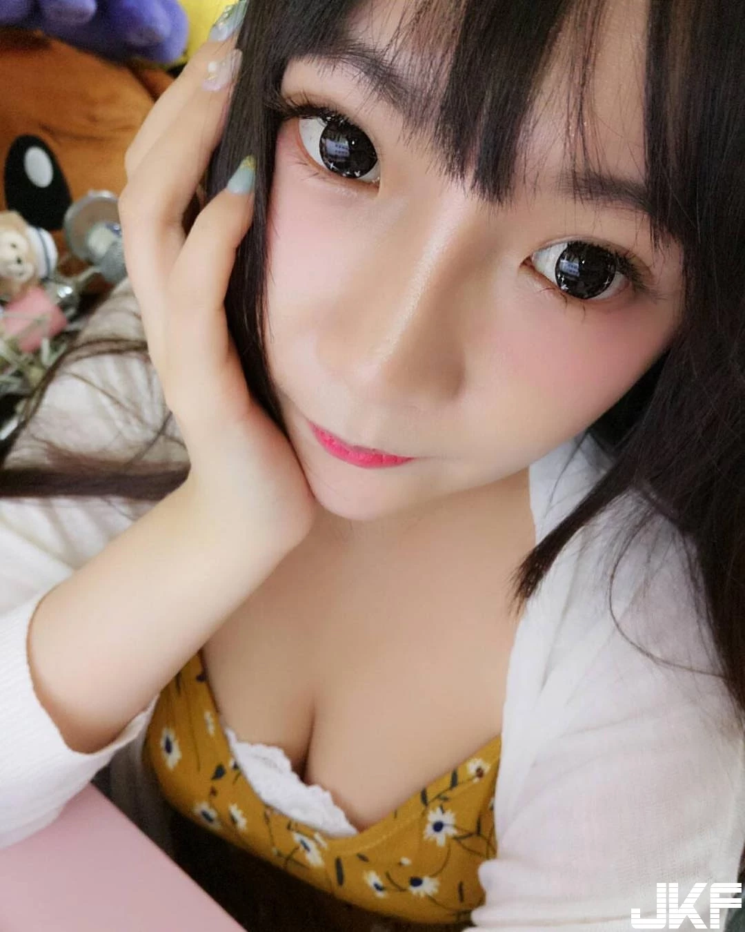 4523299.webp